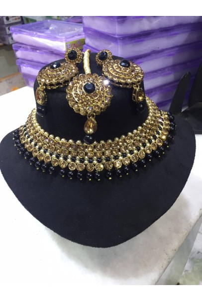 Golden Jewellery Set Golden Jewellery Set